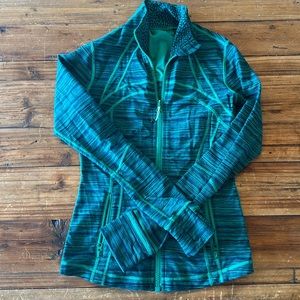 Lululemon lightweight zip up. Size 6. Green and navy color. A favorite!